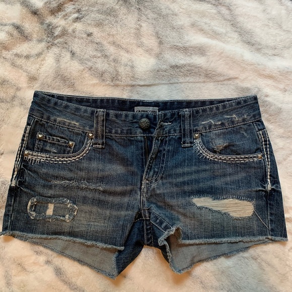 Daytrip Pants - NWOT Daytrip Capricorn Denim Shorts